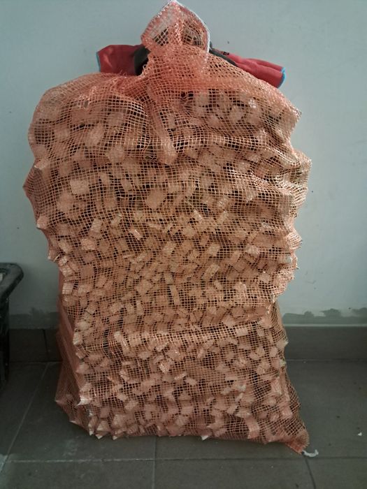 Drewno,Drzewo rozpałkowe z dowozem ok 18kg