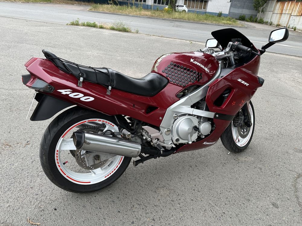 Kawasaki ZZR 400