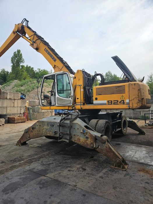 Koparka przeładunkowa Liebherr A924