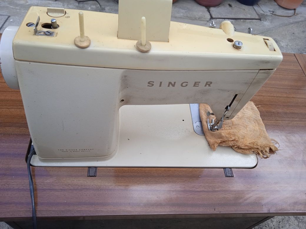 Singer 518 máquina de costura