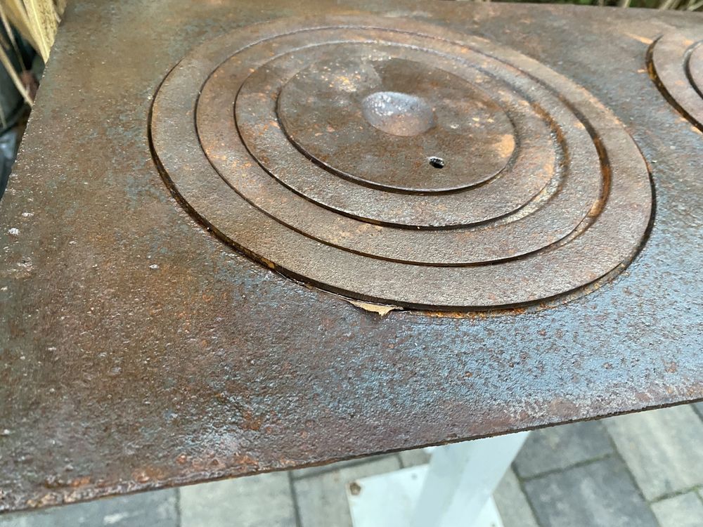 Płyta żeliwna fajerki 630x325mm.