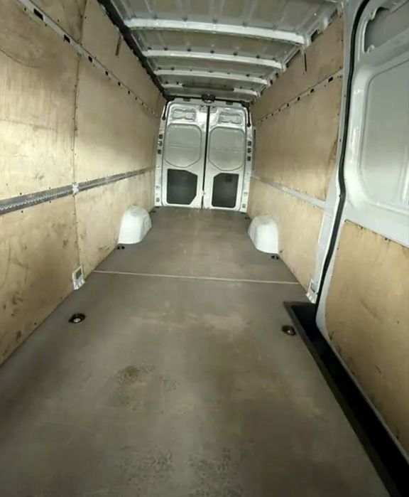 !власнi АВТО + ВАНТАЖНИКИ- Bід 235 грн/год— Швидко.Надійно.Вигідно