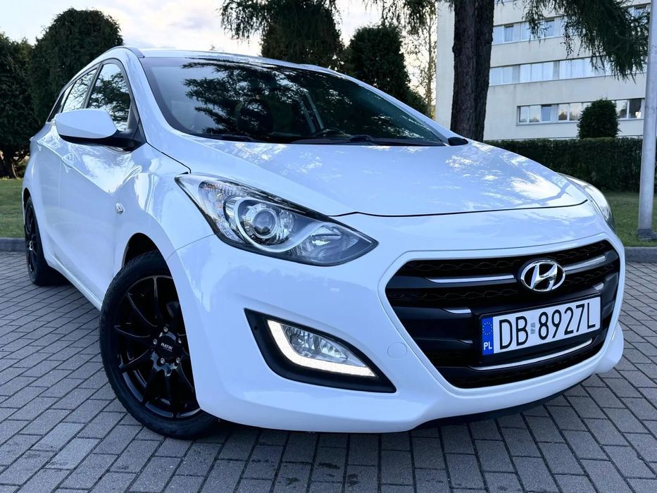 Hyundai I30 Sprowadzony - Zarejestrowany. Org. przebieg. Super stan. BENZYNA
