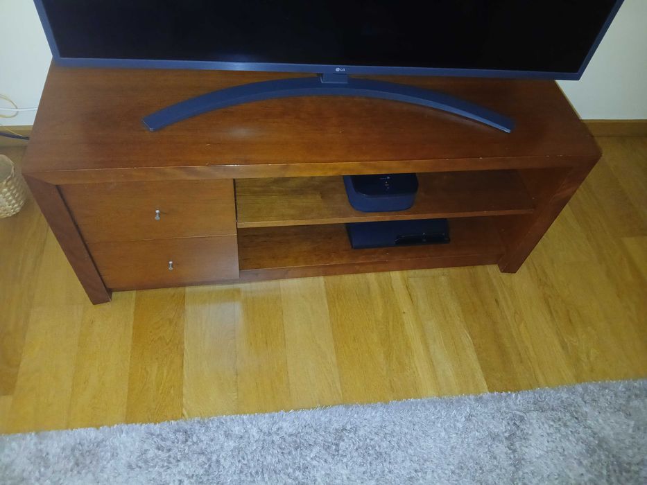 Móvel TV com arrumação