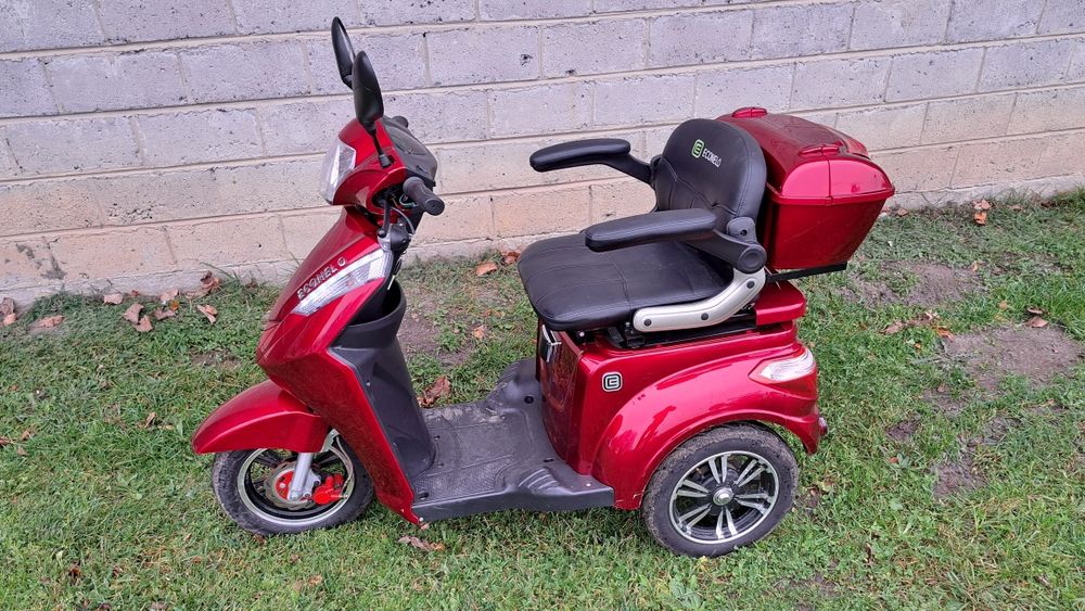 Skuter Wózek inwalidzki dla seniorów jezdzik elektryczny kufer prezent