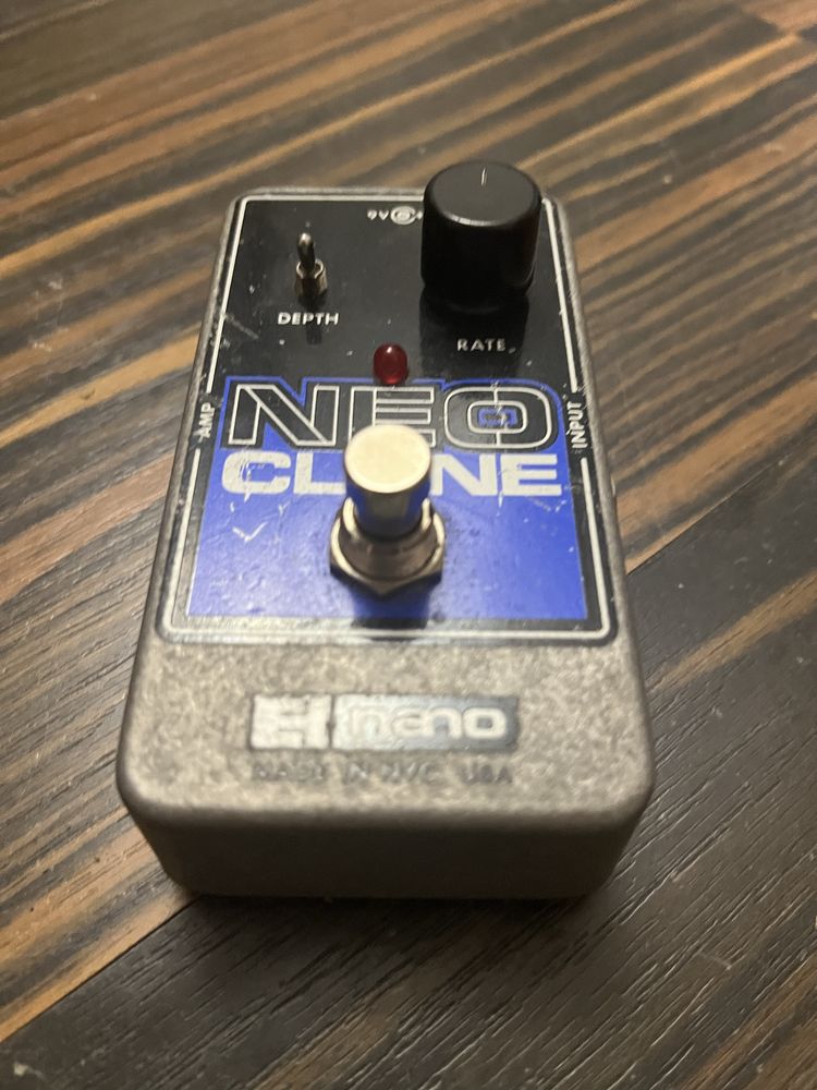 Pedal Chorus Electro Harmonix Neo Clone
