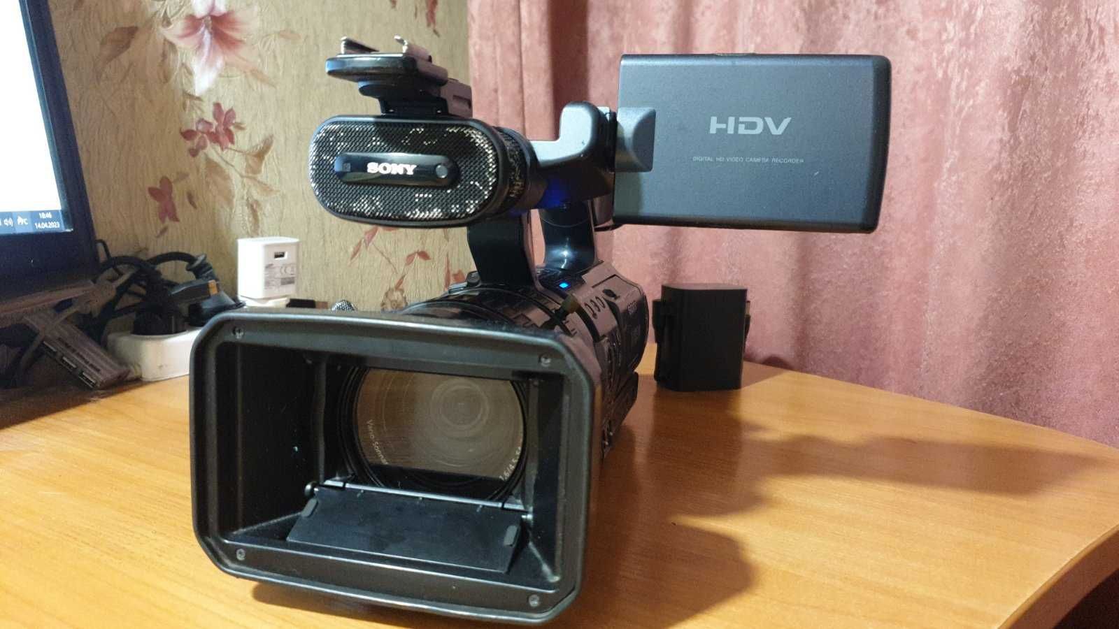 Видеокамера SONY HDR FX1