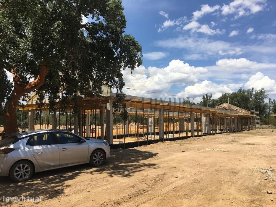 T1 inserido num Eco Resort para Golden VISA - Fracção O