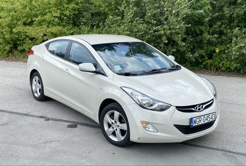 Hyundai Elantra 1.6 MPI 132KM 2012 PRYWATNY