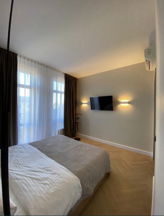 Аренда дизайнерской 3 к в центре Дом на Осипова