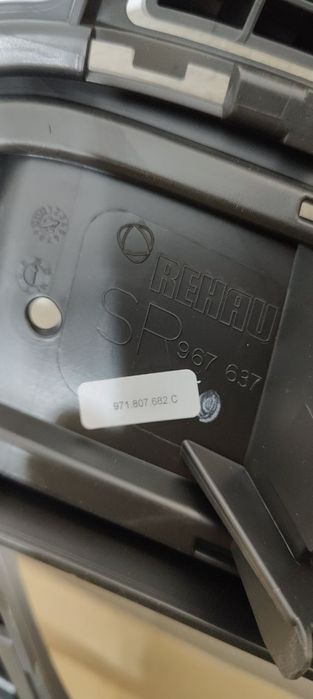 Porsche Panamera 971 GTS решітка бампера бокова 971807681g,971807682g