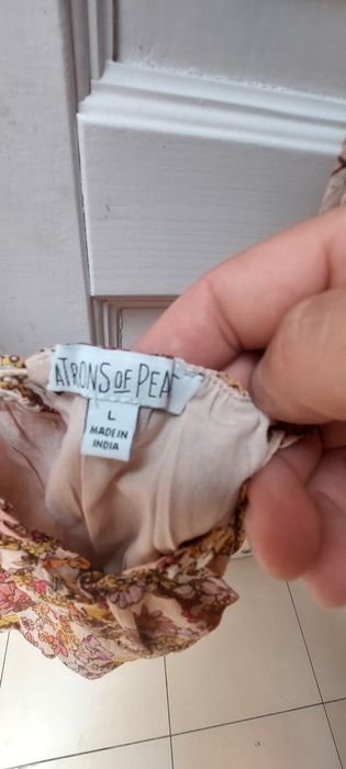 Nowy Top kobiecy marki Atrons of Peace, rozmiar L