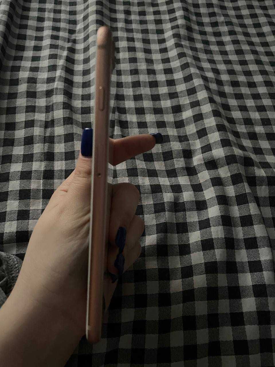 IPHONE 8+ Состояние как новое !!!