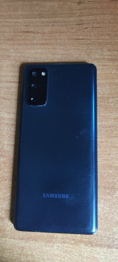Sprzedam Galaxy s20 fe