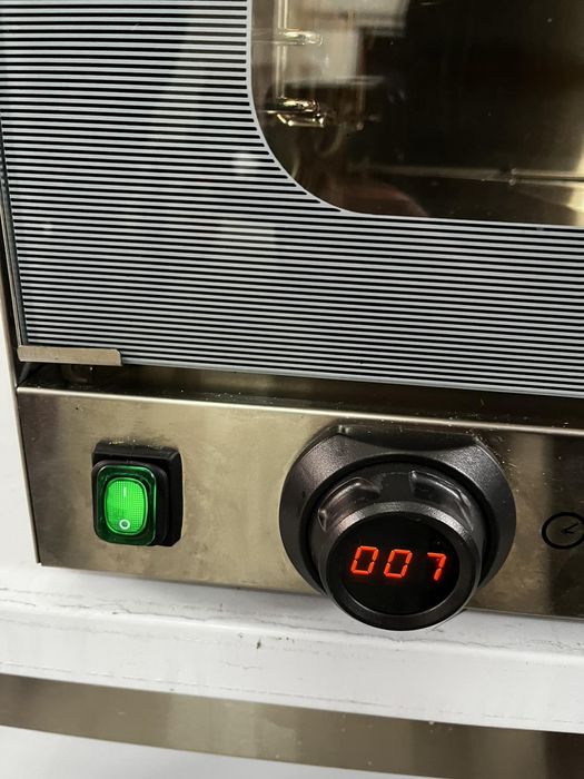 Конвекційна професійна піч