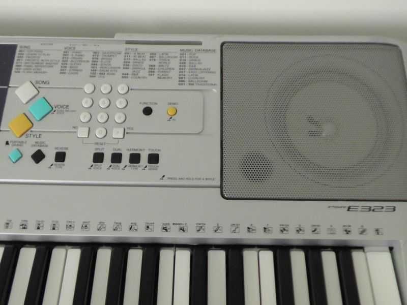 Keyboard Cyfrowy Yamaha PSR-E323 Dynamika MIDI LCD