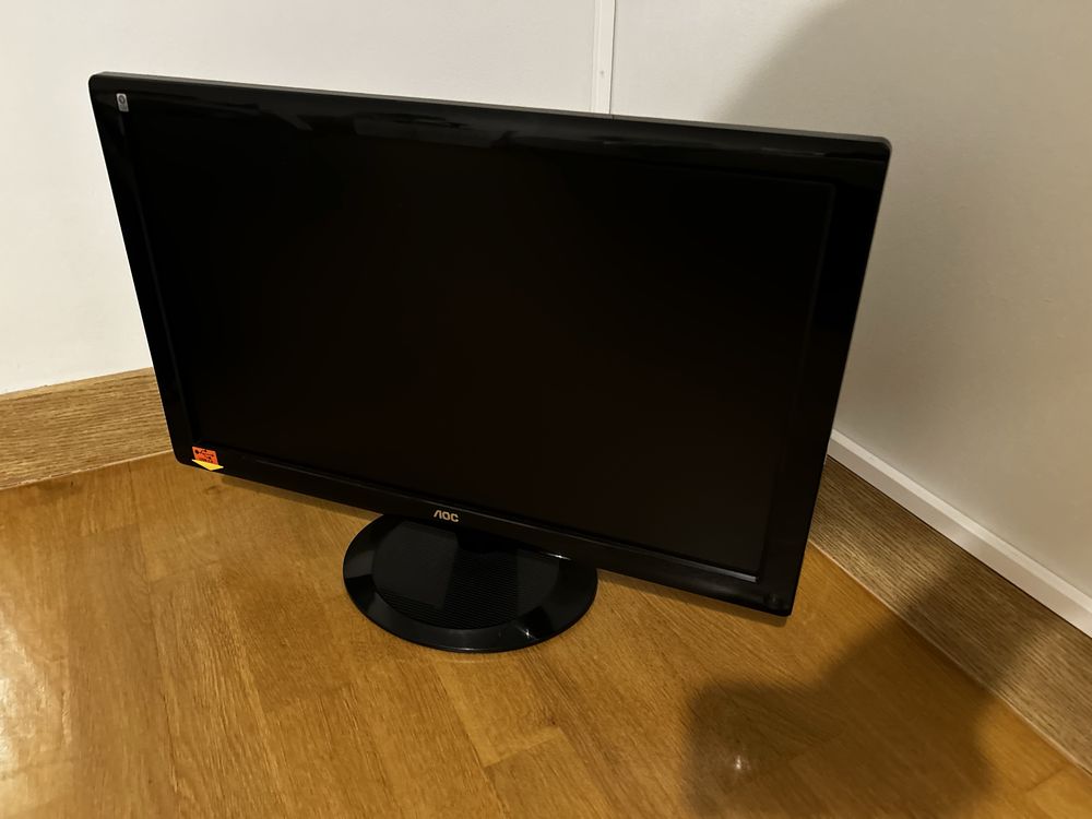 Monitor AOC Full HD 24 polegadas