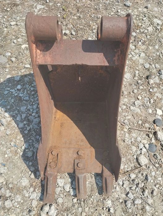 Łyżka używana do gliny do kopania 25cm 30cm 50cm skarpowa RÓŻNE mocowania