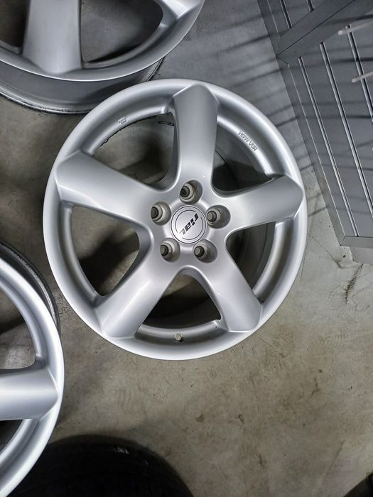 Felgi aluminiowe 5x120x17 et42 insignia vw t5