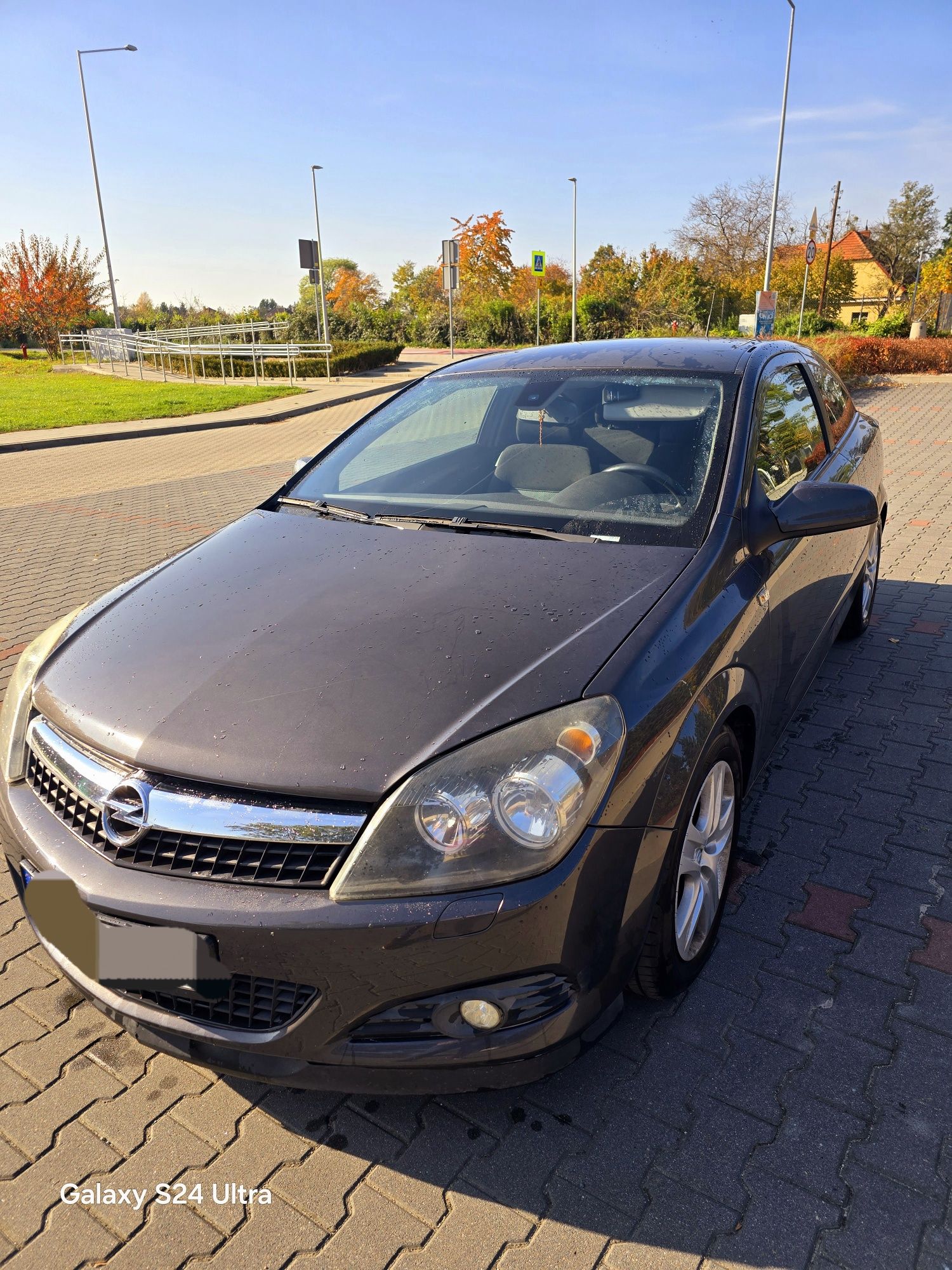 OPEL ASTRA GTC H 1.4 benzyna *Klima * 90 KM