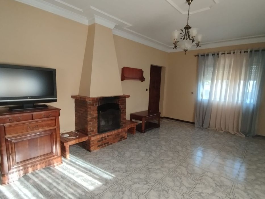 Moradia T3 +1  para alugar