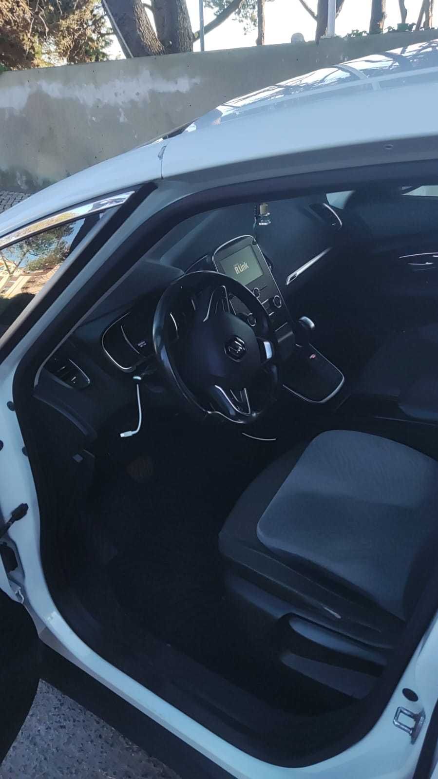 Renault Scénic 7 lugares 1.7 automático 2019