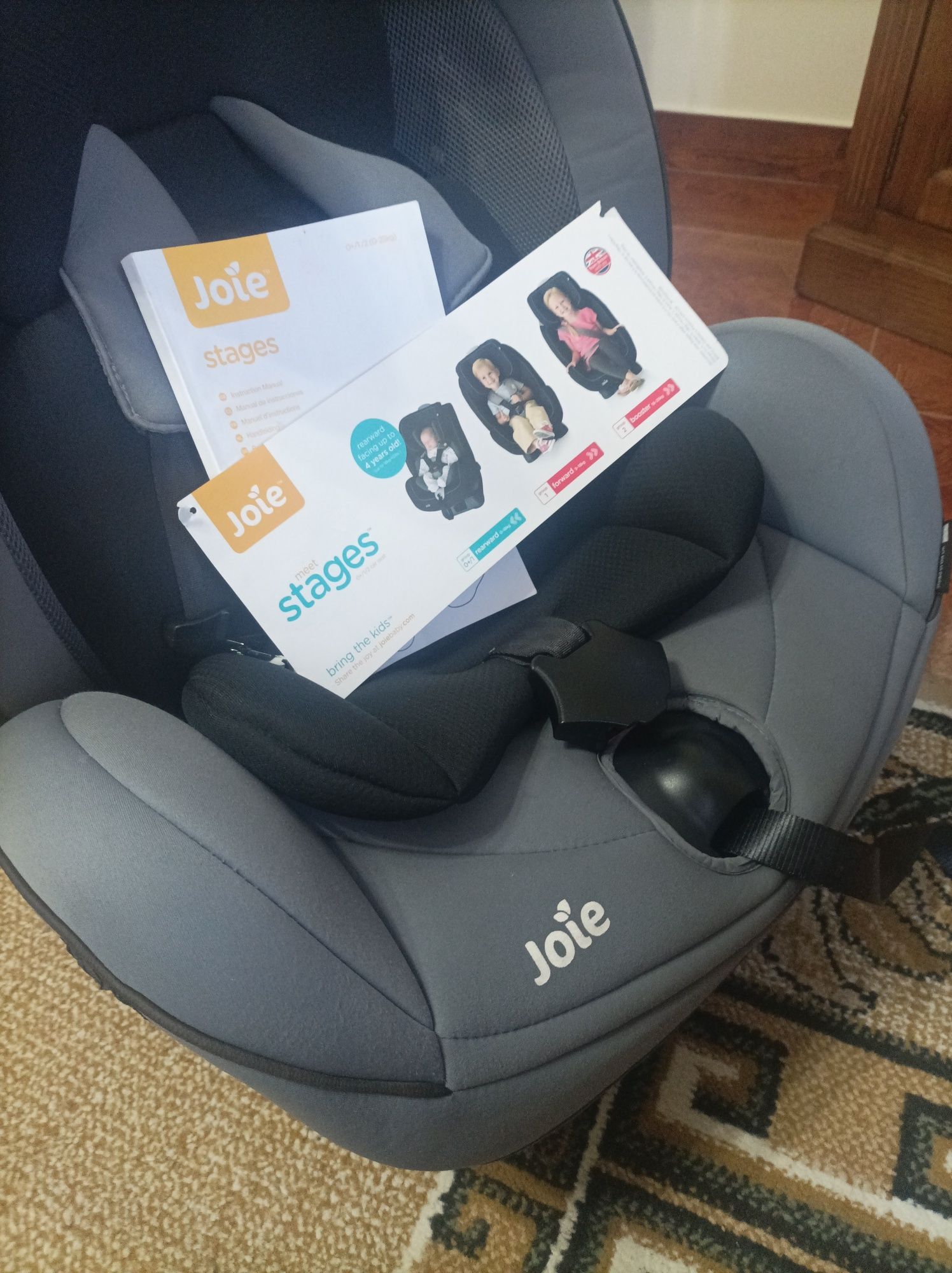 Cadeira auto Joie Stages