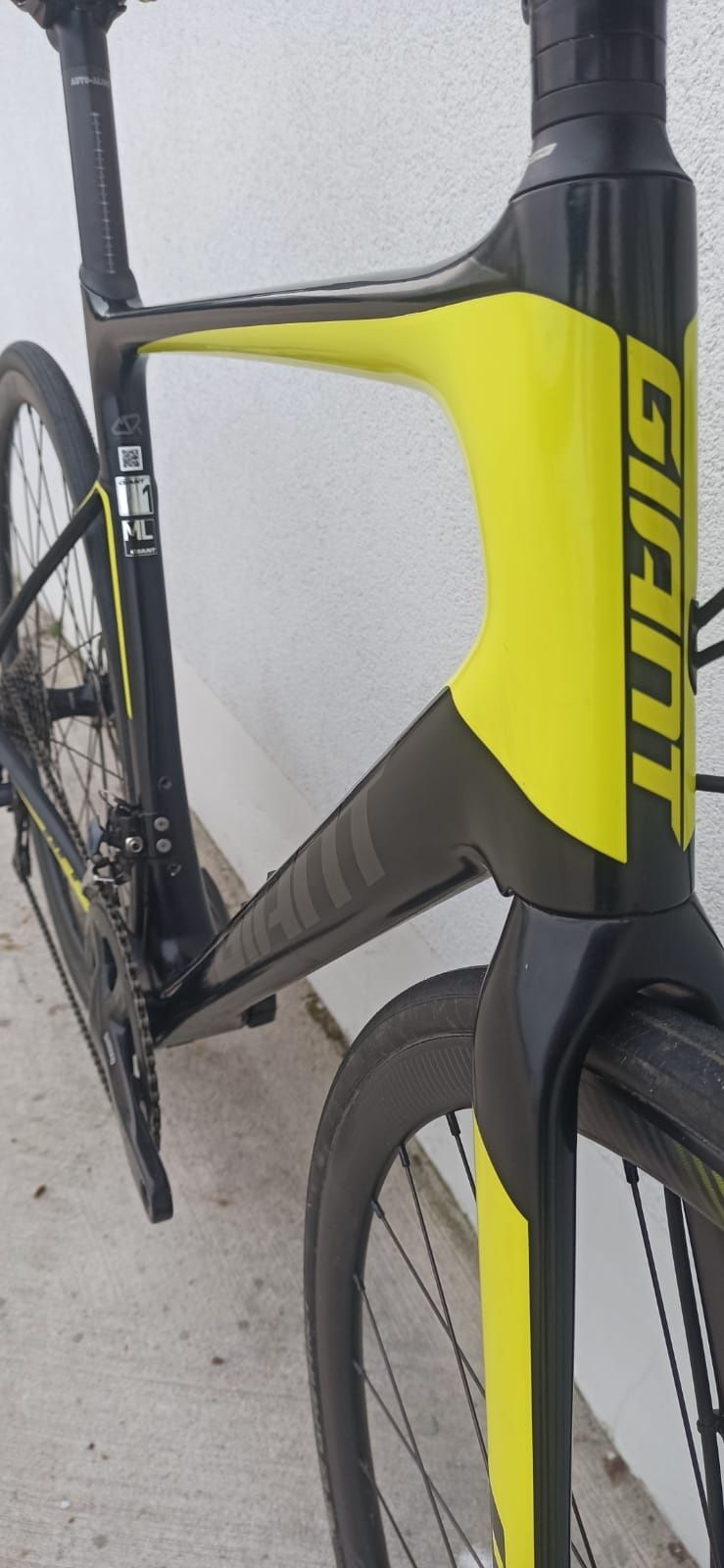 GIANT DEFY ADVANCED 1, Shimano (hydraulika/sztywne osie), Rozmiar 56