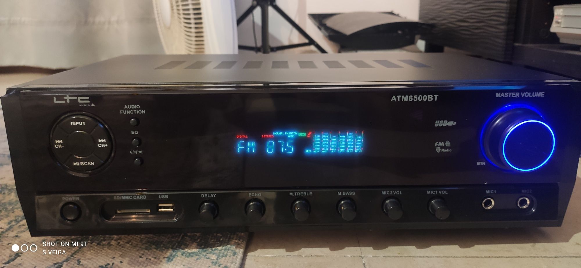 Amplificador LTC ATM6500BT – 2x50W, Bluetooth, USB, SD, Karaoke