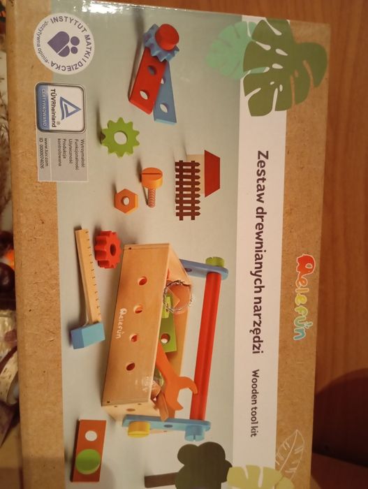 Zestaw drewnianych narzędzi