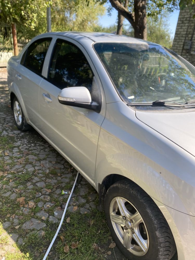 Продам автомобіль Chevrolet