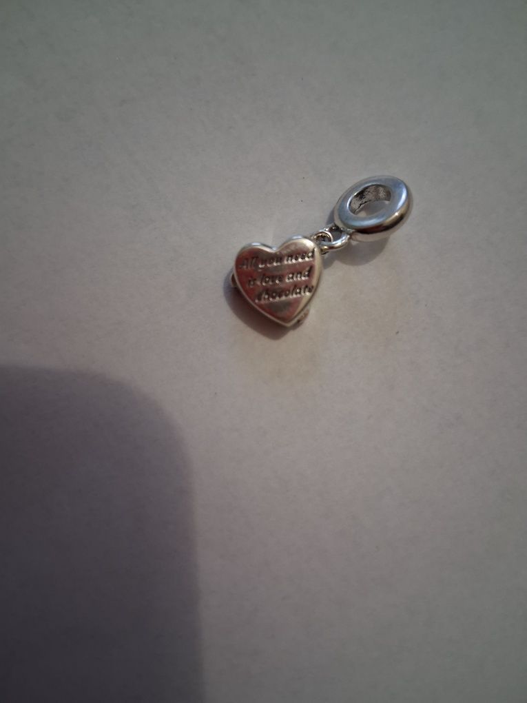Charms zawieszka Pandora otwierane serce