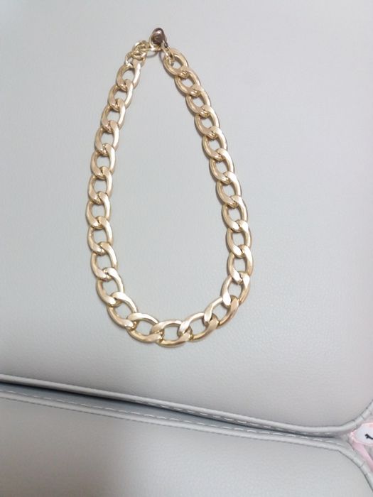 Colares, pulseiras e brincos novos