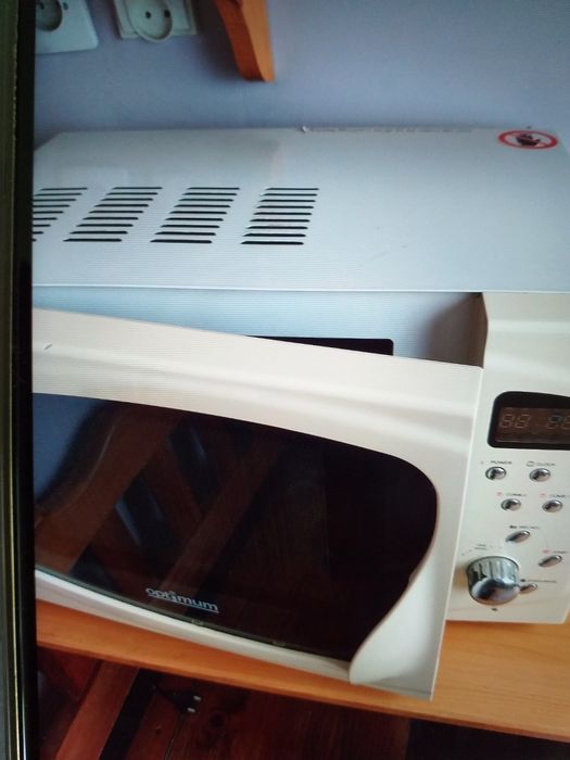 Mikrofala z grillem