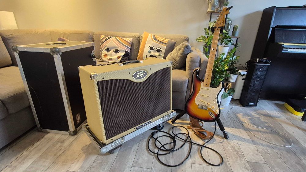 Wzmacniacz lampowy Peavey Classic 50 USA 212 / case / foot switch