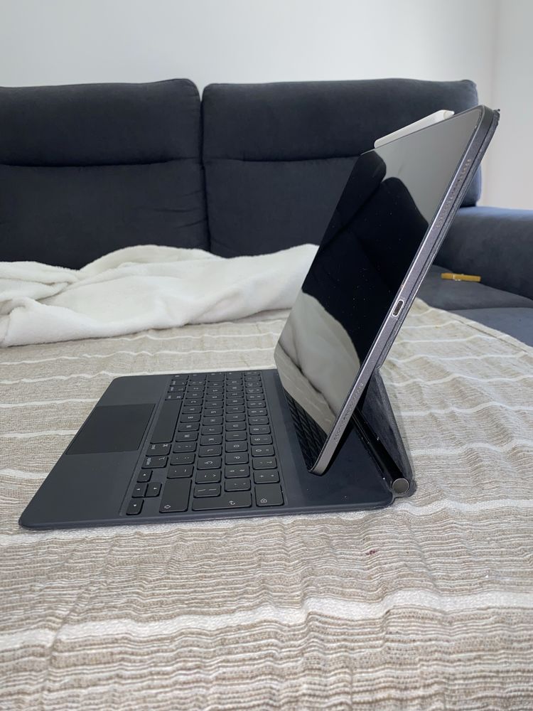 Vendo Ipad Pro 12.9 como novo com todos os acessorios