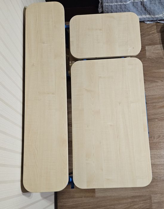 Стіл в гарному стані