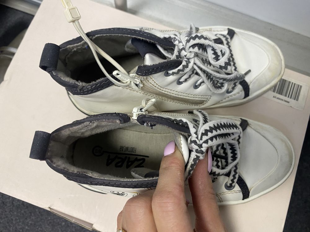 Zara kids biale trampki snoopy za kostke sneakers na zamek 30 31