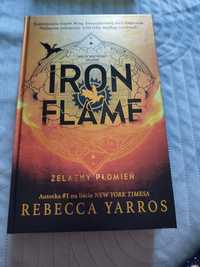 Rebecca Yarros - " iron flame "