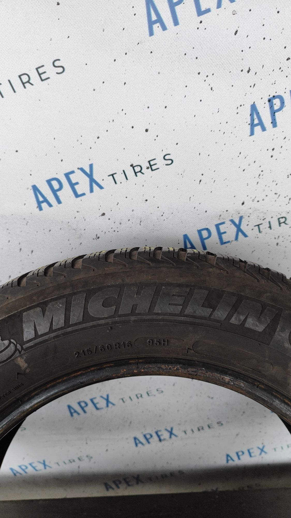 Зимові шини Michelin 215/60 R16 215*60 16 Alpin A4