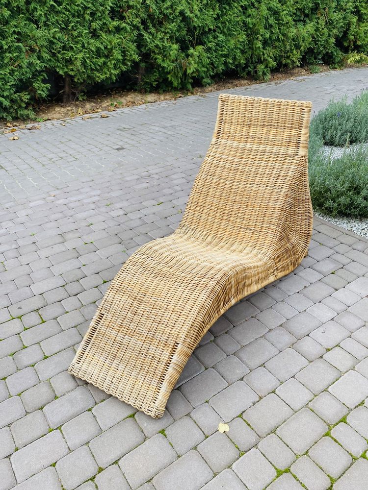 Leżak rattanowy….