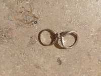 Porządki domowe srebrne pierścionki