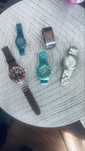 Guess swatch swiss i in. Zestaw 5 zegarkow. Niektore z datownikiem