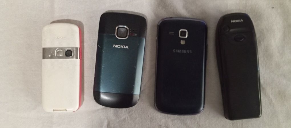 Nokias e Samsung