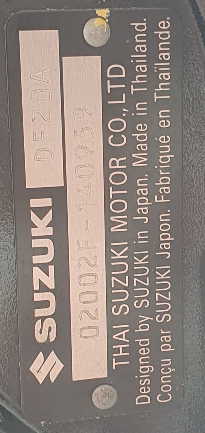 Silnik zaburtowy Suzuki DF20A czarny rok 2020 wypływane ok 10 mth
