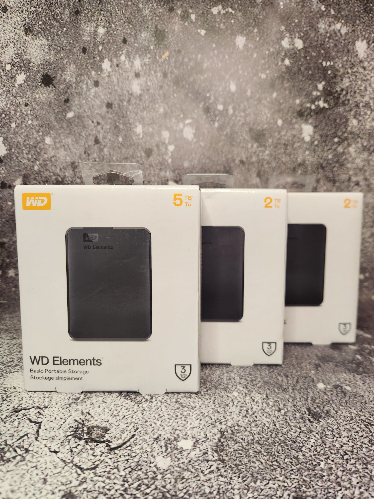 Зовнішній жорсткий диск HDD Western Digital Elements 2-5TB