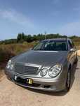 Mercedes-Benz 220