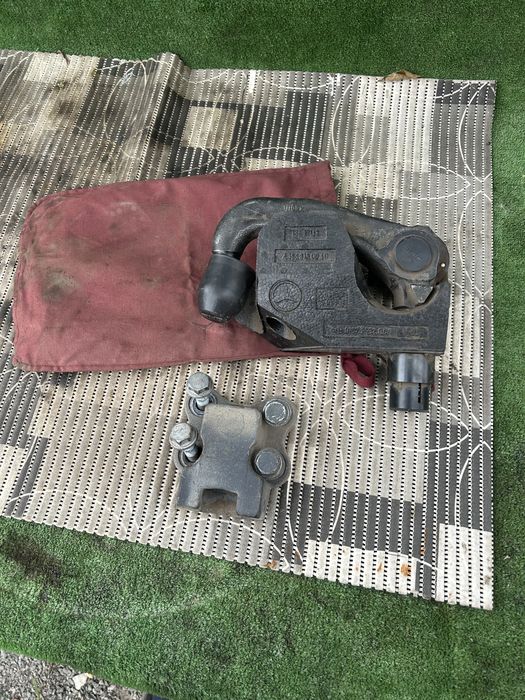 Фаркоп Мерседес Мл163 в хорошем состоянии