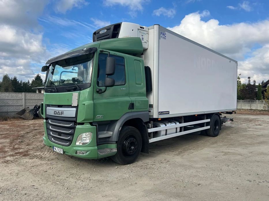 DAF CF 330  DAF CF 330 Chłodnia
