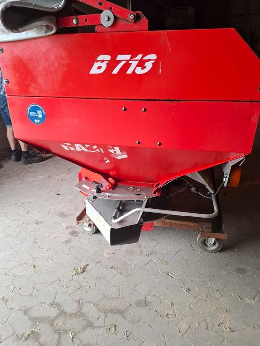 Rozsiewacz do nawozu Rauch Betta 1100 B713, 1800 kg 15-16 m, 2004